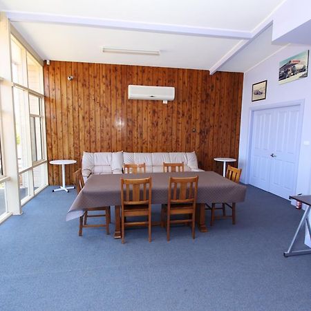 Waterview Gosford Motor Inn Ruang foto