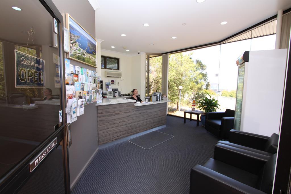 Waterview Gosford Motor Inn Bagian luar foto