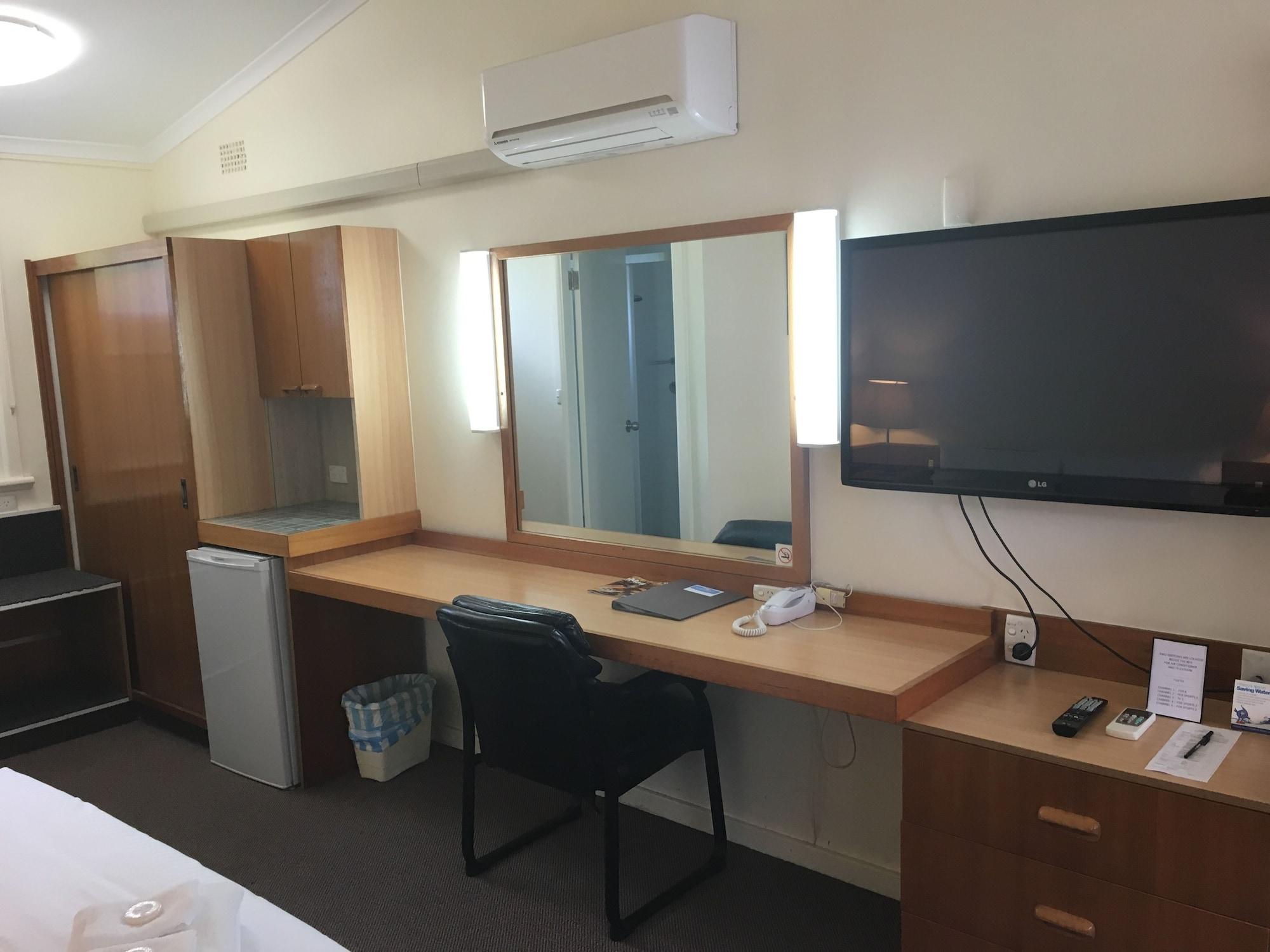 Waterview Gosford Motor Inn Bagian luar foto