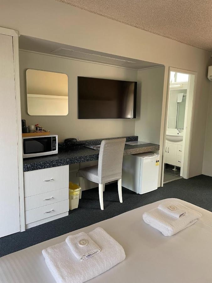 Waterview Gosford Motor Inn Bagian luar foto