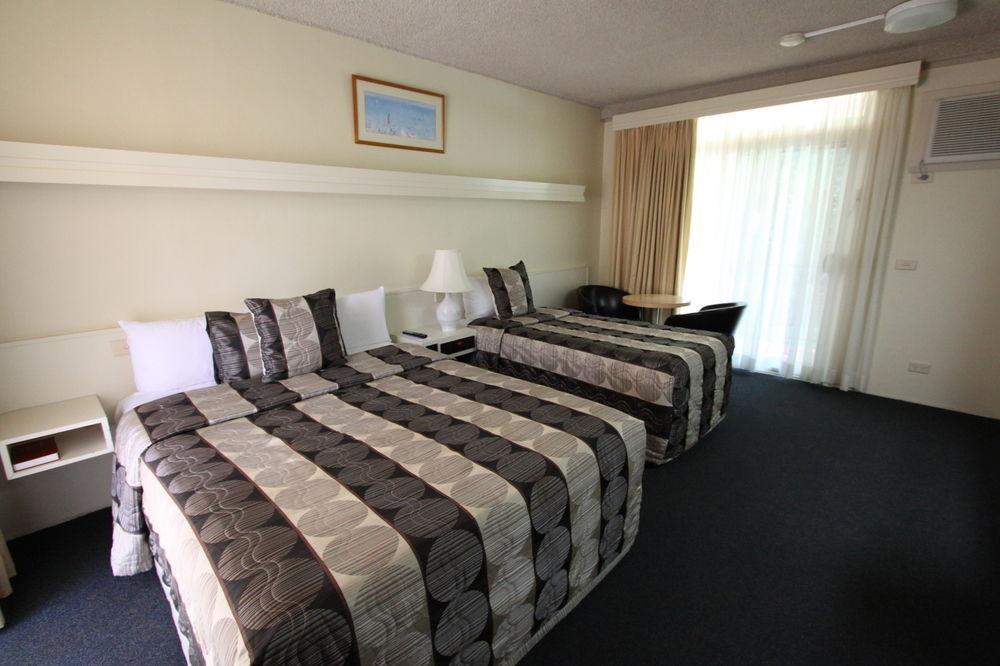 Waterview Gosford Motor Inn Bagian luar foto