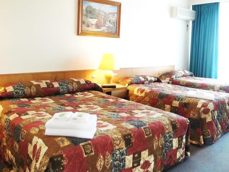 Waterview Gosford Motor Inn Bagian luar foto