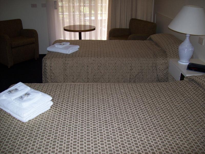Waterview Gosford Motor Inn Bagian luar foto